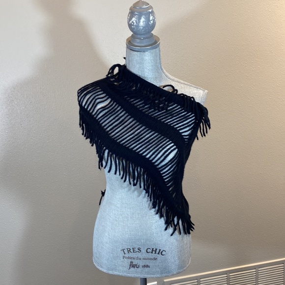 Black fringe scarf!  It can be fun and/or flirty!! - Picture 4 of 4